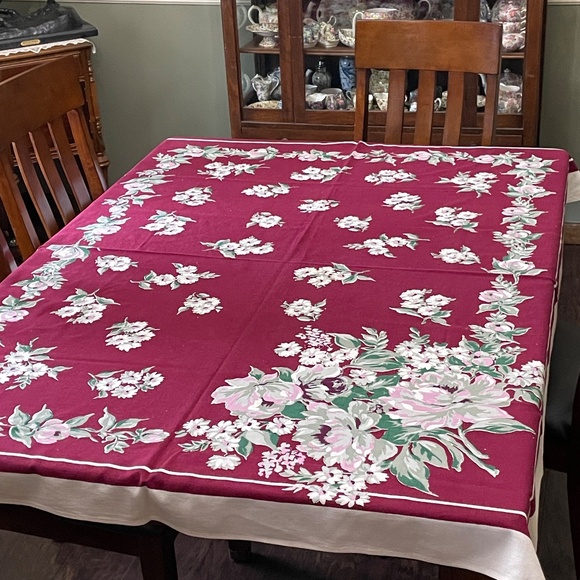 Vintage Burgundy Floral Printed CottonTablecloth 67" x 52" - Picture 1 of 7